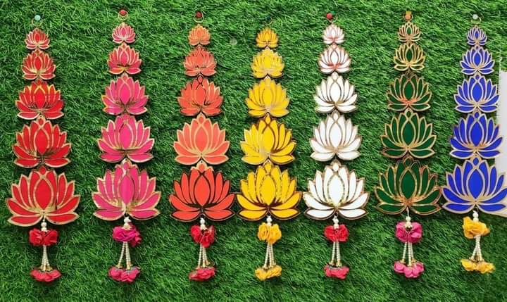 hanging lotus plant Acrylic Lotus Dangler – 5 Lotus Design (2ft) – Kalyan Kreations