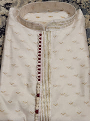 White Kurta Pajama Set With Maroon Buttons